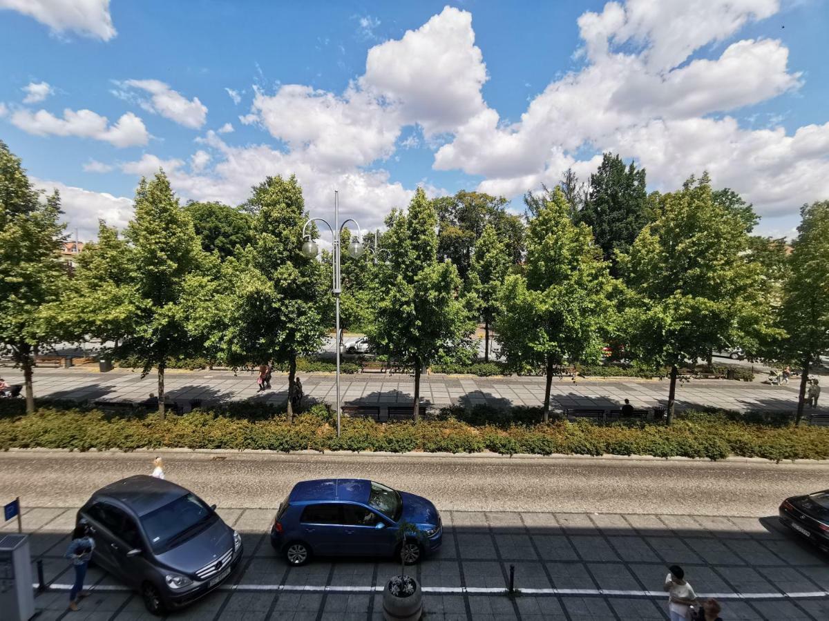 Nowoczesny Apartament III Al. Nmp Częstochowa Exterior foto